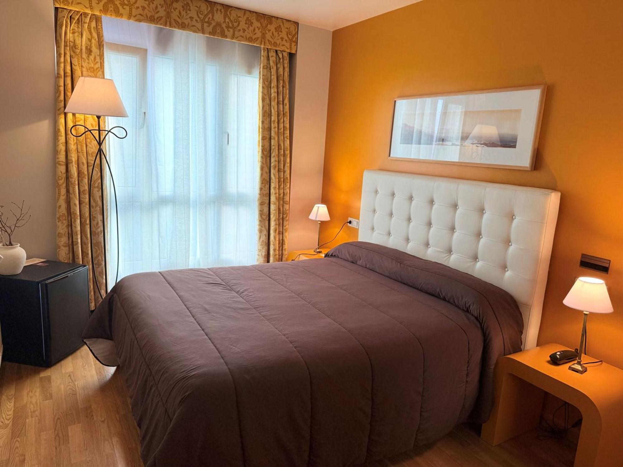 Hotel Bouza Рибадео Экстерьер фото